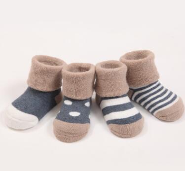 Warm and soft cotton striped soft knit socks