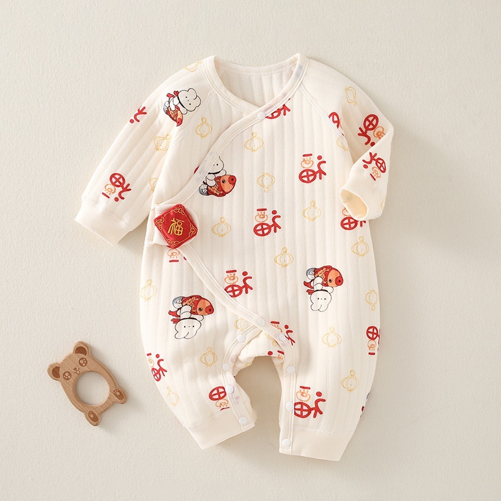 Warm quilted newborn clothing - Image 2