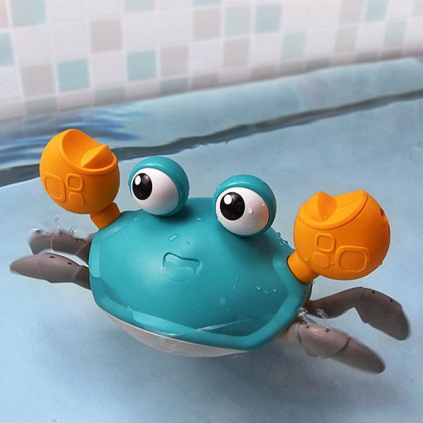 Crab-shaped wind-up bath toy