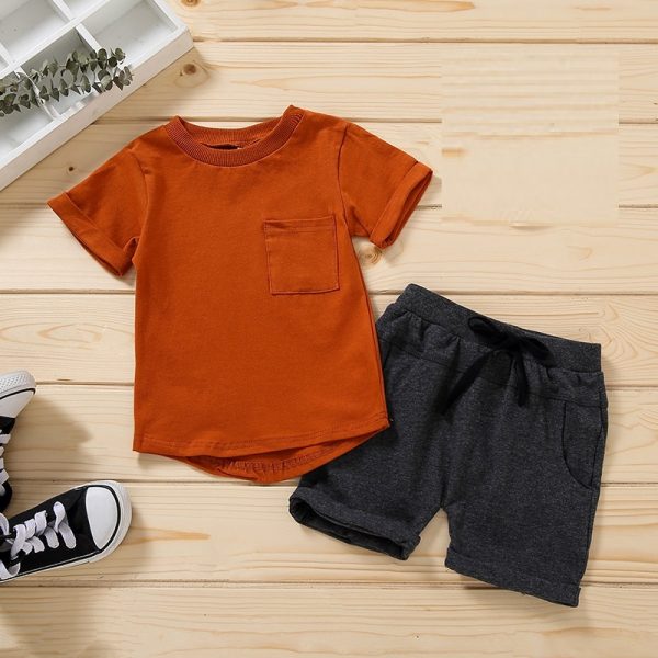 Brown hoodless solid color pullover and pants